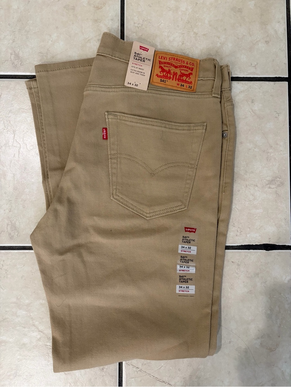 Levi's Men’s Khaki 541 Jeans 34x32